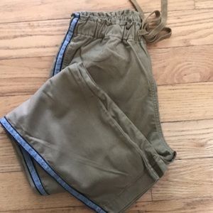 1 Day Left to Ship! 
🌀 Xirena XS Draper Drawstring Pant